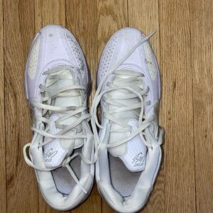 Nike White Kyrie 7 Basketball Shoes, Size 9 USA